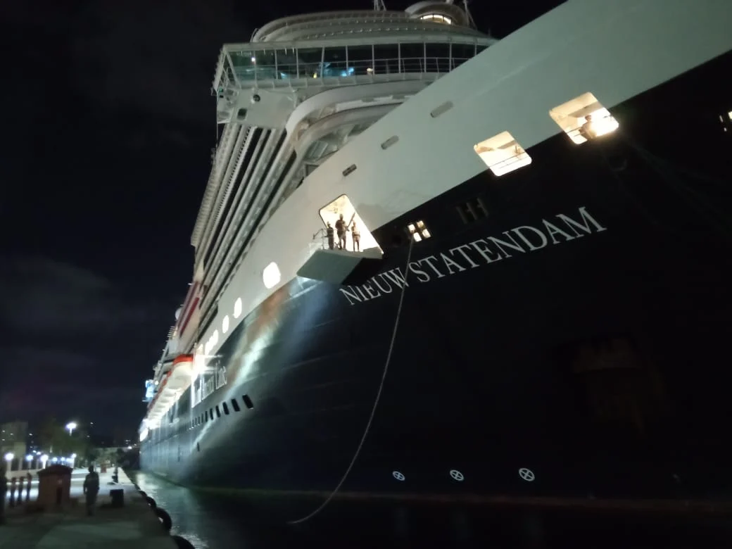 Alexandria receives the Greek ship Nieuw Statendam with 3,537 tourists on board