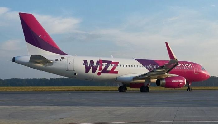 “Wizz Air” operates a daily flight between Abu Dhabi and Sphinx airports